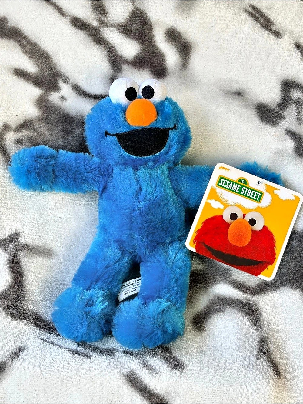 Sesame Street (2021) “Elmo/Cookie Monster” 9” Plush Toy by Toy Factory/NWT